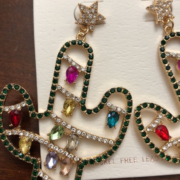Rhinestone Christmas Cactus earrings - Picture 3 of 4